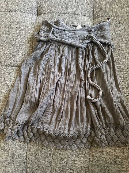 Lucky & Coco Dresses & Skirts - Size Small Lucky & Coco Gray Crinkle Skirt with Belt Tie